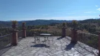 Castello di Grillano Guest House