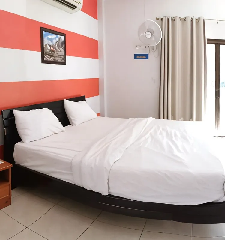 ห้องซูพีเรียร์ เตียงใหญ่ 1 เตียง