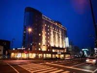 ホテルNO.1 高松 菊月亭周辺のホテル