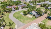 Tasman Holiday Parks - Torquay Palms - Homestays