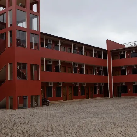 Hotel Poloni
