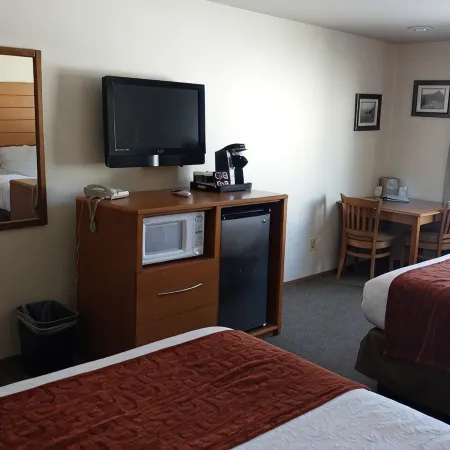 Seasons Motel