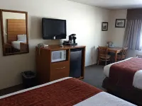 Seasons Motel - parking