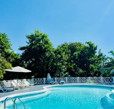 Ocean Rhythms II- New, Stylish Oceanfront 888 Studio Hotel di 