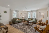Old Town Stone Cottage with Boutique Comforts - Walk to the Square, Southwestern