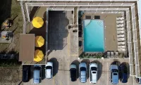 Esplanade Suites - A Sundance Vacations Property - parking
