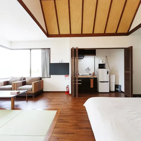 Kariyushi Condominium Resort Sea Side House
