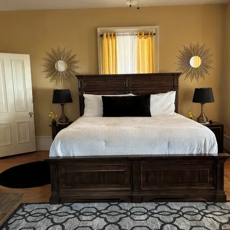 Experience Charleston charm near Hiwassee River