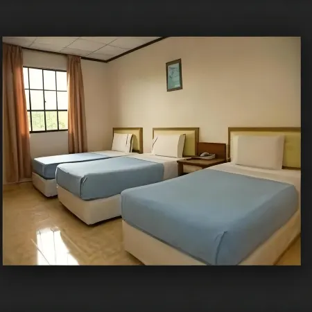 TS Hotel - Taman Rinting Отели в г. Масаи