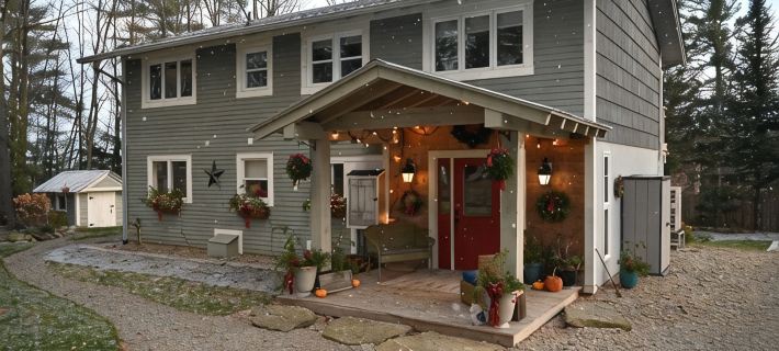 Large Cozy House- Family Friendly w/ Indoor Hot Tub, 5mi to Jay Peak Hotele w: Jay