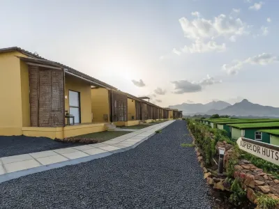 The Hosteller Bhandardara Hotels in 