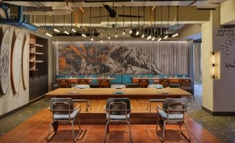Aloft by Marriott Bali Kuta at Beachwalk