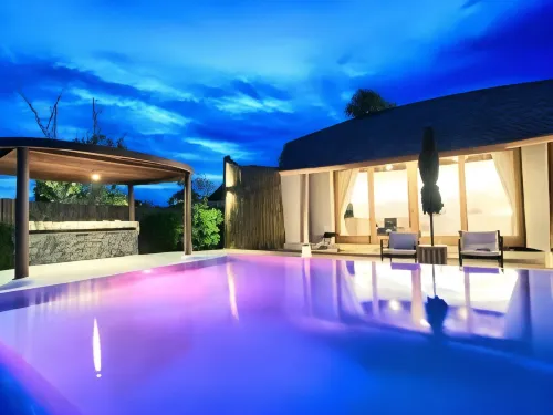Boribot Pool Resort