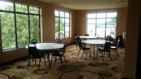 Comfort Inn & Suites Marquette - Prairie du Chien - Quầy bar