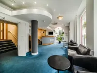 Elysee Hyde Park Hotels near The Serpentine