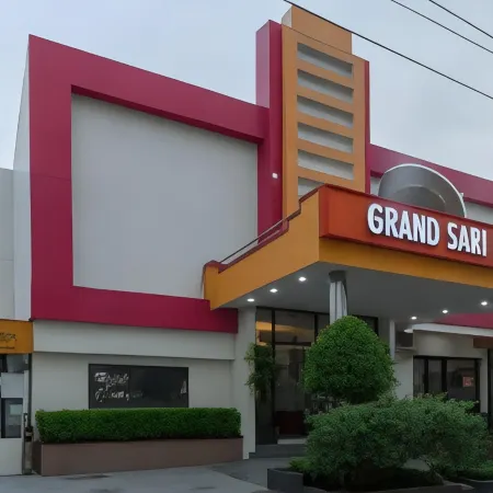 Grand Sari Hotel