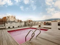 Yeah Barcelona Hostel Hôtels à proximité de : Métro Verdaguer