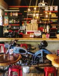 100% Cafe Moto Hostel - Bintang 2
