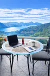 Secluded Romantic Getaway Overlooking Shasta Lake - 4-Sterne