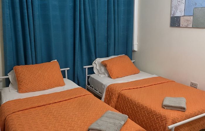 Perfect for Work & Family | 3Br with AC WiFi Pkg Close to Everything.