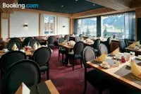 Hotel Central Wolter - Grindelwald - Bữa sáng
