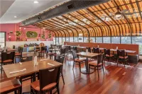 Best Western Battlefield Inn - parking