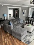 2 Bedroom Apartment Walking distance to downtown Lake Geneva - 4-Star