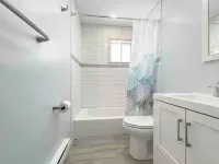 Newly Renovated Condo 2 Bd/1Bth - 1.5 Blocks to Beach - Balkon