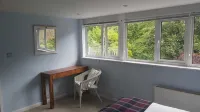 PANORAMIC VIEWS & OFF ROAD PARKING! - Apartments