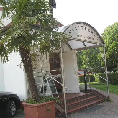 Mediterran Hotels near Bergedorf