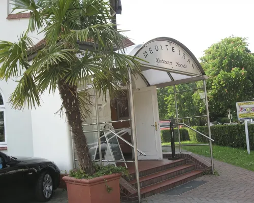 Mediterran Hotels near Billtalstadion