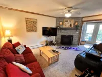Summit Condo ... Near the Village. Summers Are Almost Heaven!!