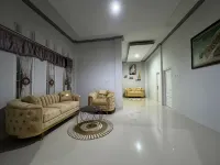 Kedai Terapung Hotel & Resto 比馬酒店
