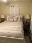Hiding Place  is near Montgomery colleges, hospital, NRG, & trails - 3-Star