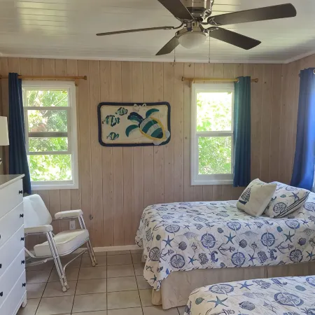 Beautiful waterfront home w/ private dockage within HT Harbour