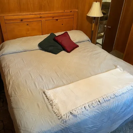 Peak Out Haven Cabin near Terry Peak Ski Lodge