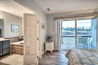 Deerfield Lakefront Condo/Boat Slip Included!