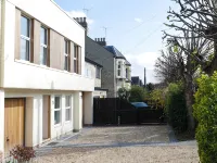Cambridge: Modern, spacious house in residential location close to city centre - พร้อมระเบียง