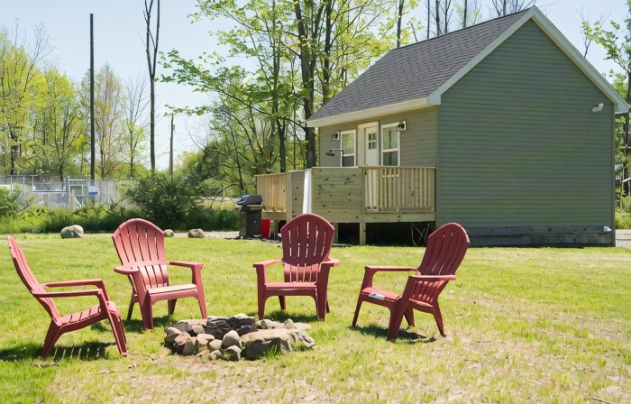 The Pine Hollow Cabin!