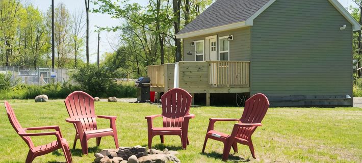 The Pine Hollow Cabin! Hotels in Oswego County