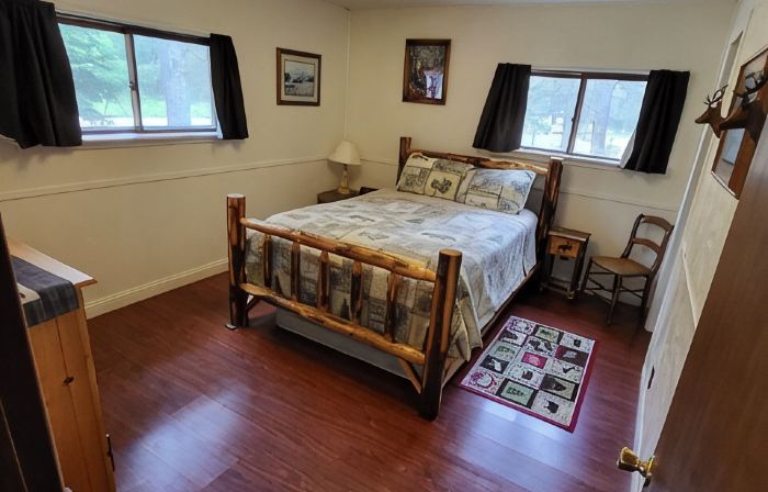 Beautiful Cabin near the AuSable River/Kayaks Included