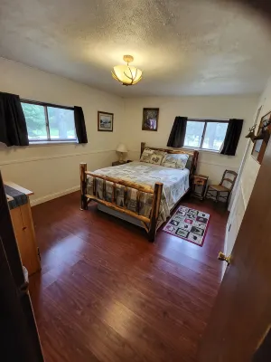 Beautiful Cabin near the AuSable River/Kayaks Included - 3 tähden