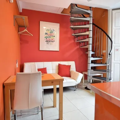 Apartamentos Marques de La Merced Hotels near Este