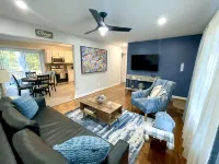 Pleasant Experience in this City Ranch - Downtown Cary - Boutique