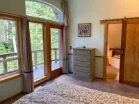 Beautiful House near Mt. Rainier National Park and Crystal Mountain Ski Resort - 4-Sterne