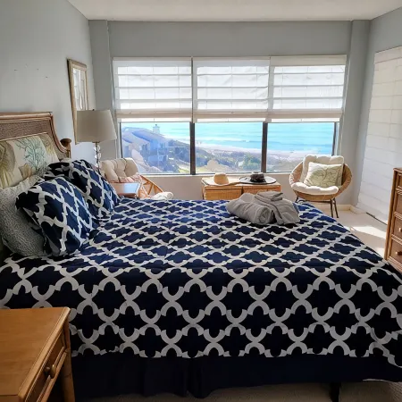 5th Floor View of Beach and Ocean- Full condo- 2 pools-