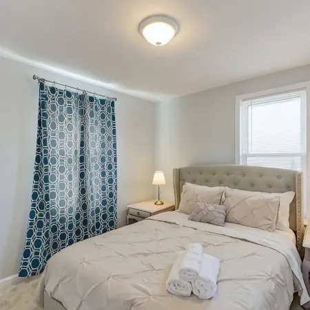 Spacious Elegantly Furnished 4BR House in Great Location in Baltimore