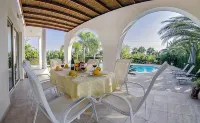 Amazing Pool, Complete Privacy, Amenities and Beach Nearby - Bjergudsigt