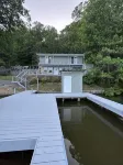 Riverfront Property Newly Renvoated The Sweet Retreat - Homestays