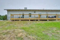 Boats and Coves Unit 2 / Lots of Boat parking - 3 stjerner